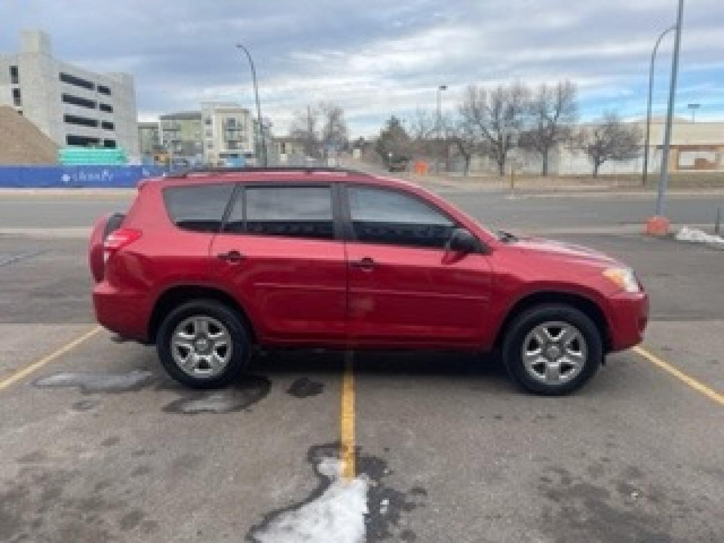 2011 TOYOTA RAV4 BASE I4 2WD (2T3ZF4DV1BW) with an 2.4L L4 DOHC 16V engine, located at 8595 Washington St., Thornton, CO, 80229, (303) 287-5511, 39.852348, -104.978447 - Looking for a reliable and affordable pre-owned vehicle in Thornton, CO? Look no further than D1 Auto Credit - Thornton. We have a wide selection of used cars, trucks, vans, SUVs, and crossovers to choose from, including this 2011 Toyota RAV4. With a price of $11,500, this Toyota RAV4 is a great va - Photo#4